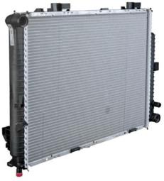 Radiator, engine cooling MAHLE CR318000P