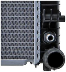 Radiator, engine cooling MAHLE CR302000P