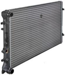 Radiator, engine cooling MAHLE CR368000P